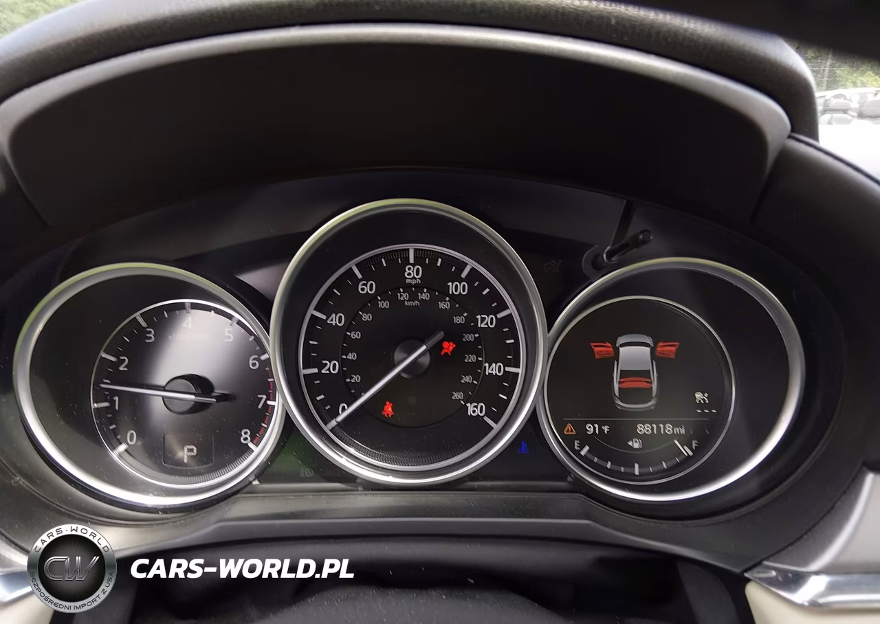 2019 Mazda Mazda6 Touring VIN:JM1GL1VM1K1501290 - 7