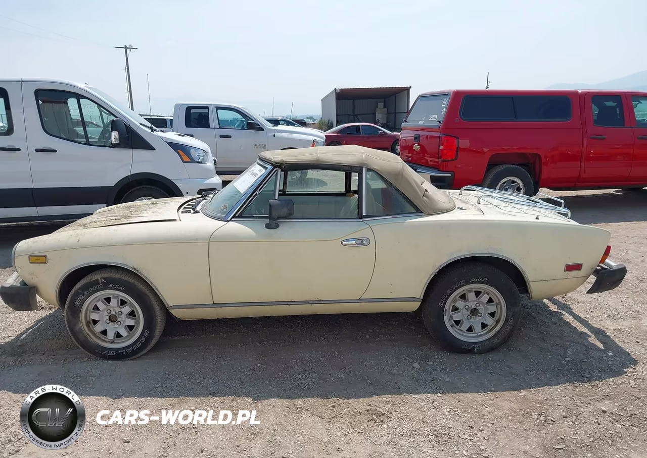 1982 Fiat 124 Spider VIN:ZFAAS00B1C8189190 - 14
