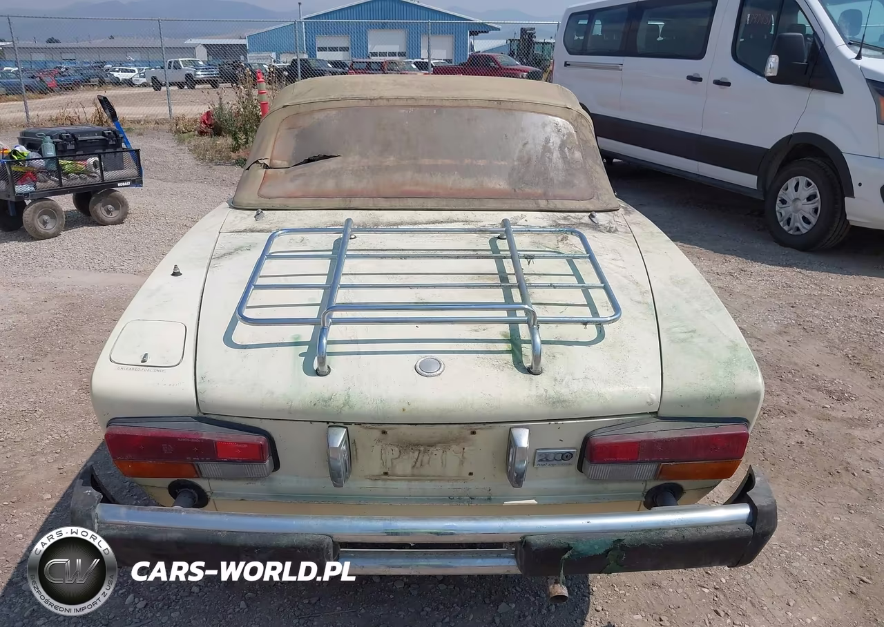 1982 Fiat 124 Spider VIN:ZFAAS00B1C8189190 - 16