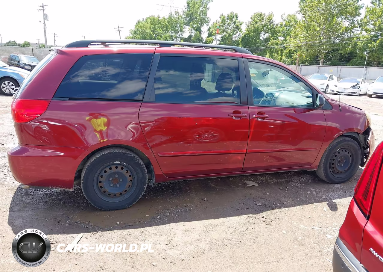2010 Toyota Sienna Le VIN:5TDKK4CC7AS301489 - 13