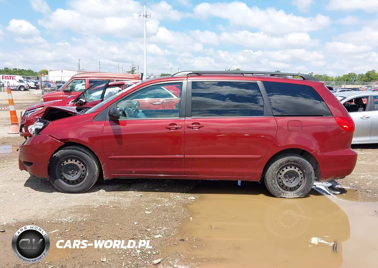 2010 Toyota Sienna Le VIN:5TDKK4CC7AS301489 - 14