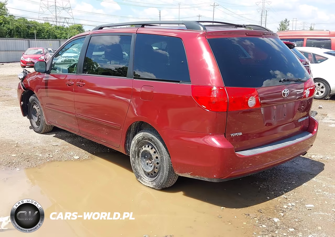 2010 Toyota Sienna Le VIN:5TDKK4CC7AS301489 - 3