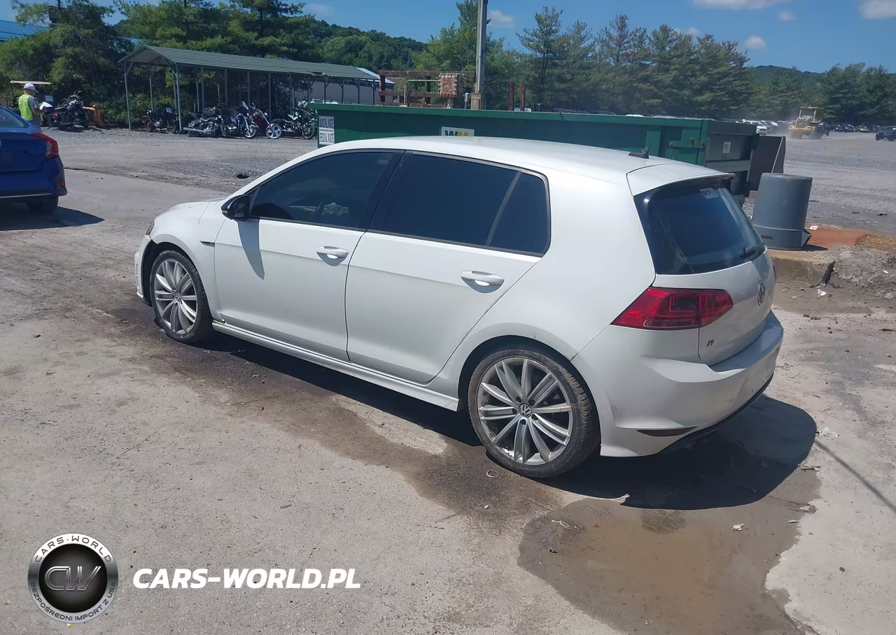 2016 Volkswagen Golf R 4-Door VIN:WVWUF7AU2GW113711 - 3