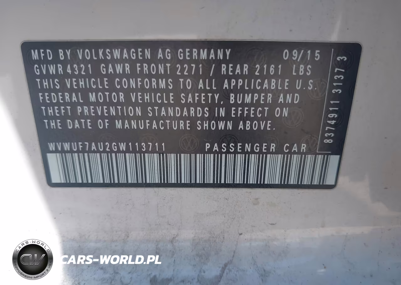 2016 Volkswagen Golf R 4-Door VIN:WVWUF7AU2GW113711 - 9