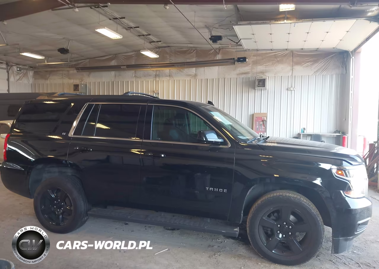 2018 Chevrolet Tahoe Lt VIN:1GNSKBKC8JR298033 - 13