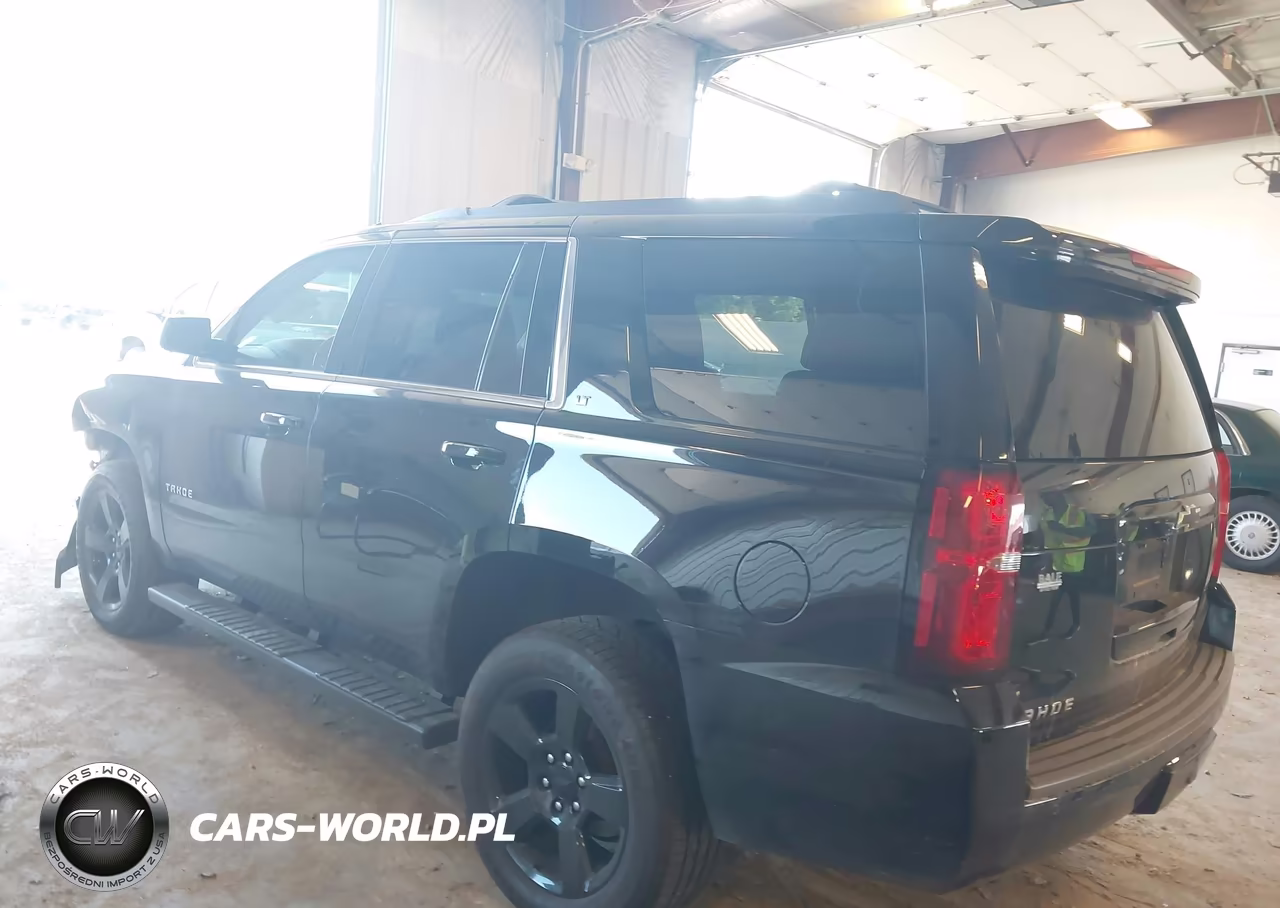 2018 Chevrolet Tahoe Lt VIN:1GNSKBKC8JR298033 - 3