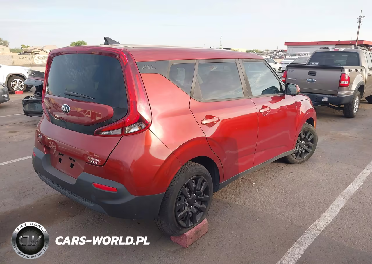 2020 Kia Soul Lx VIN:KNDJ23AU3L7061890 - 4