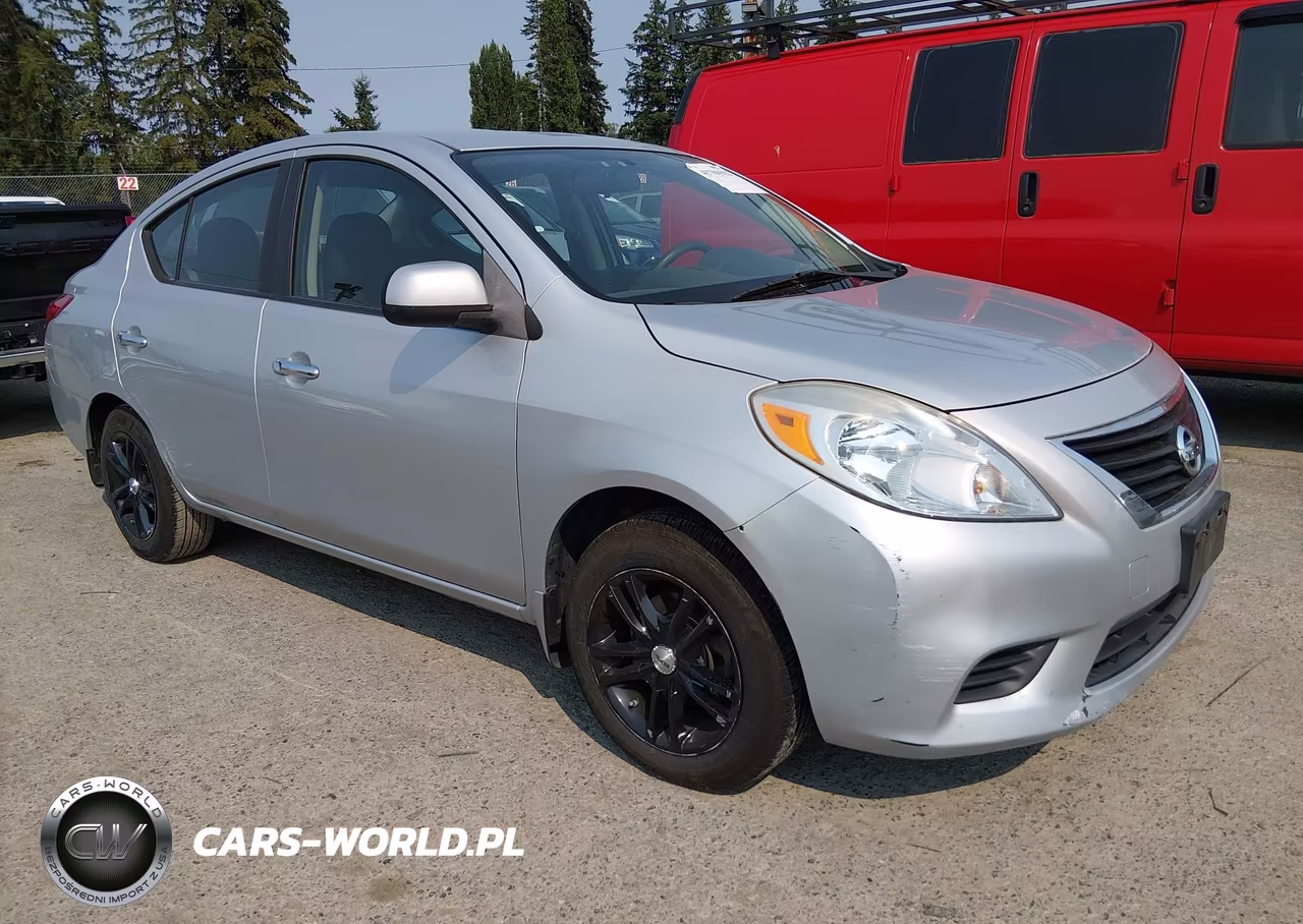 2012 Nissan Versa 1.6 Sv