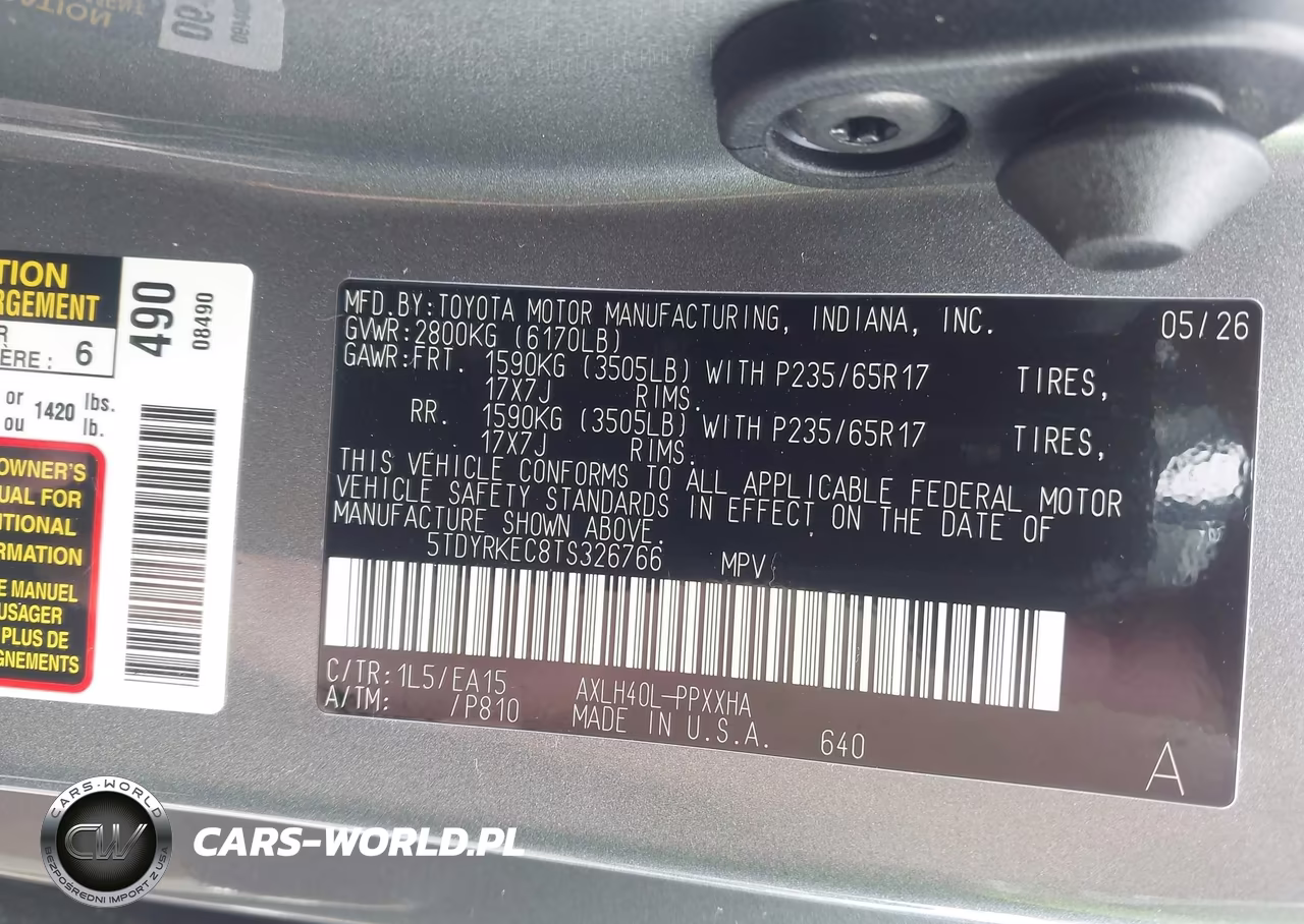 2026 Toyota Sienna Xle VIN:5TDYRKEC8TS326766 - 9