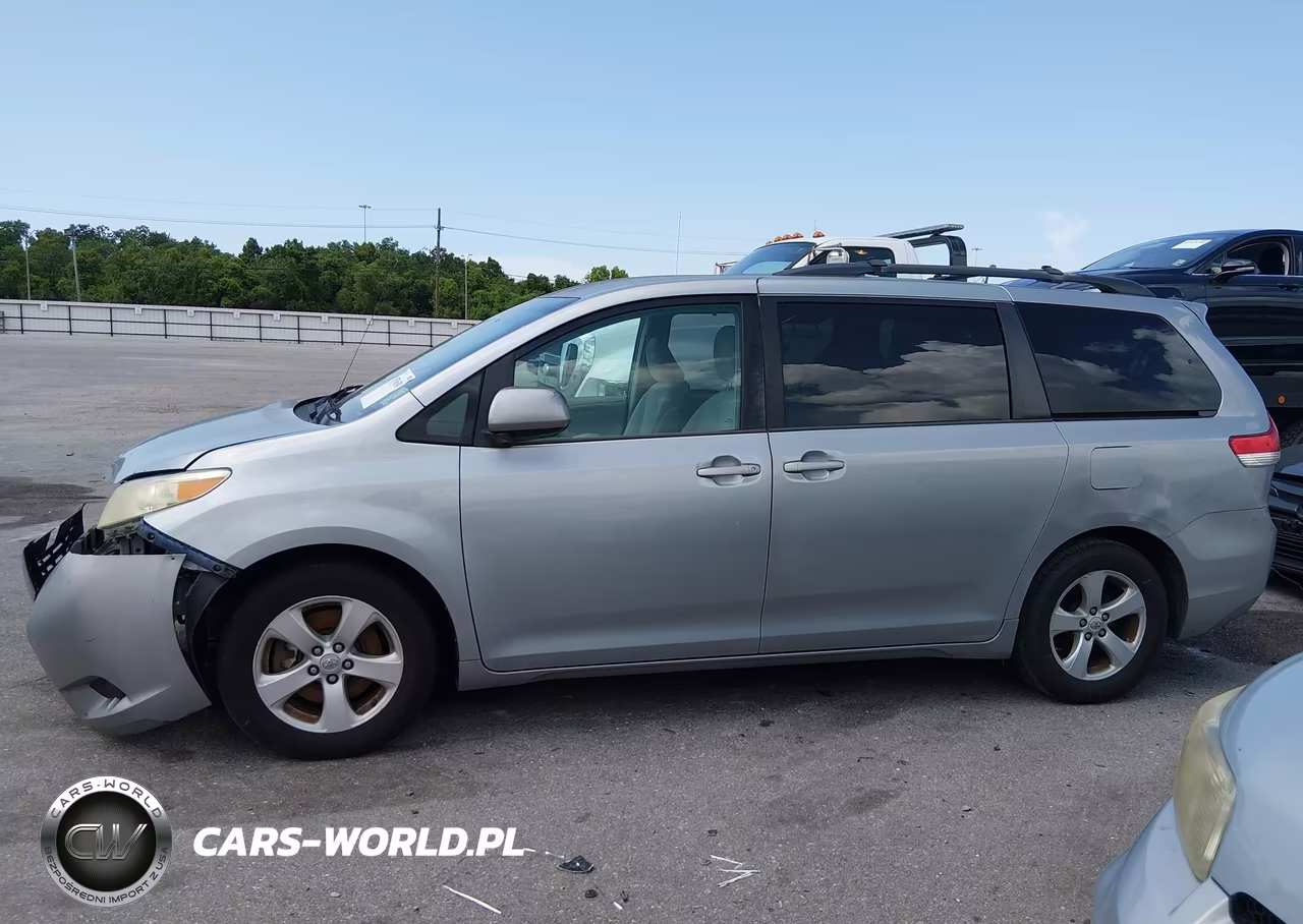 2012 Toyota Sienna Le V6 8 Passenger VIN:5TDKK3DC3CS219142 - 14