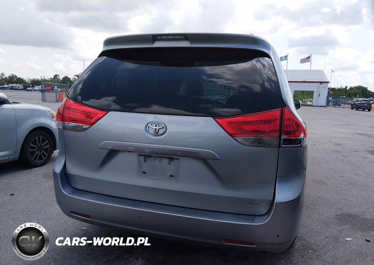 2012 Toyota Sienna Le V6 8 Passenger VIN:5TDKK3DC3CS219142 - 16