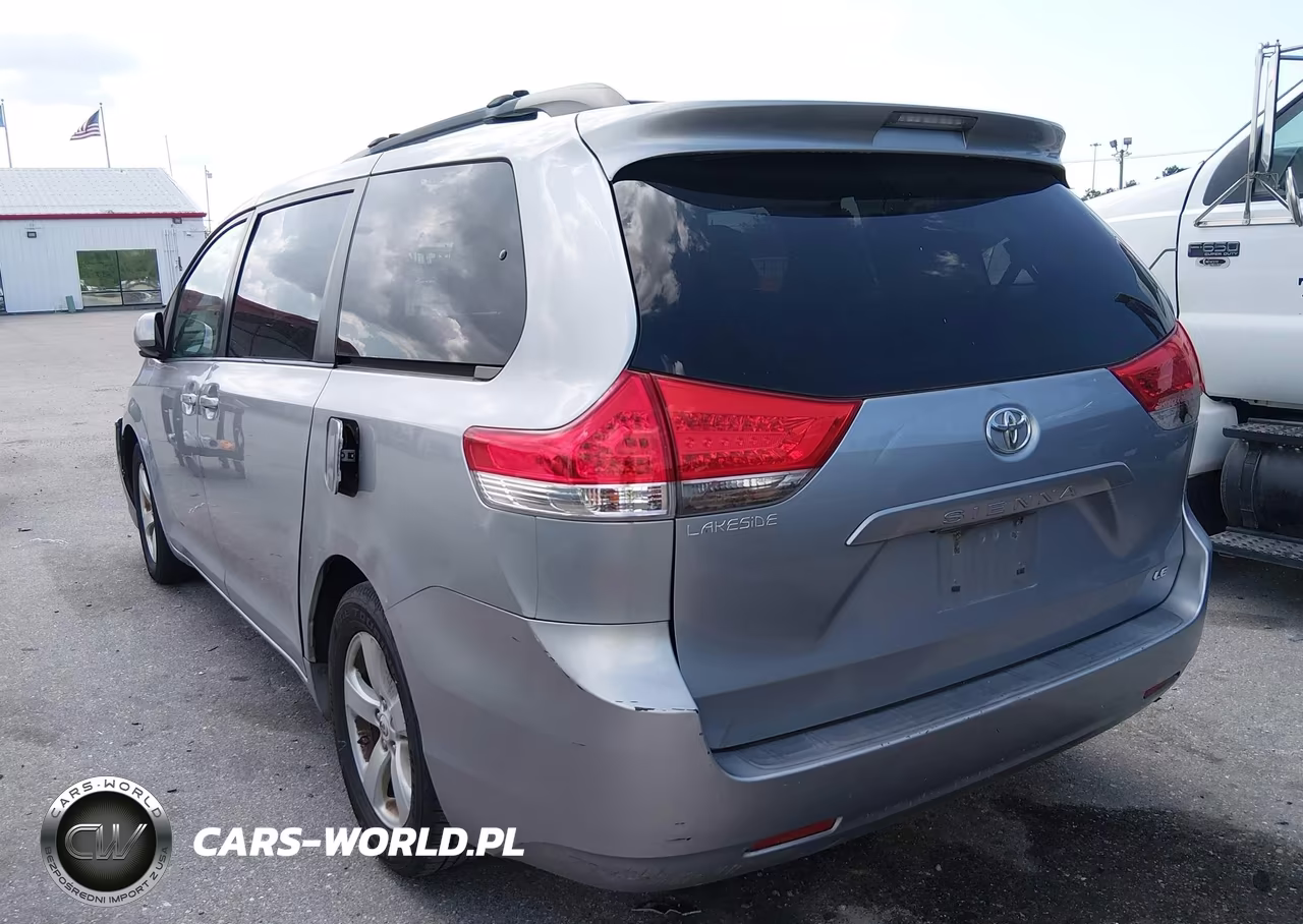 2012 Toyota Sienna Le V6 8 Passenger VIN:5TDKK3DC3CS219142 - 3