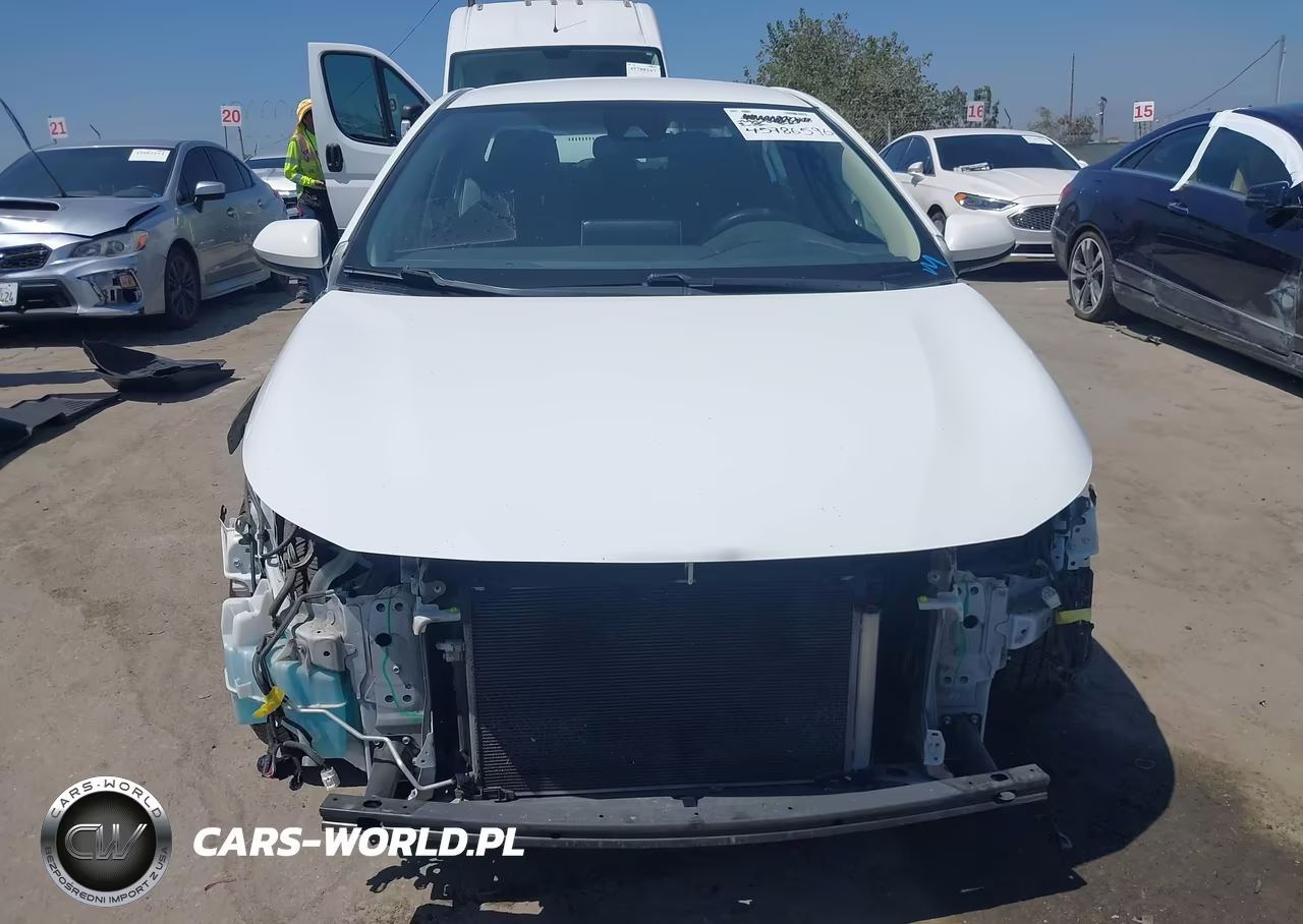 2020 Toyota Corolla Le VIN:5YFEPRAEXLP107745 - 13
