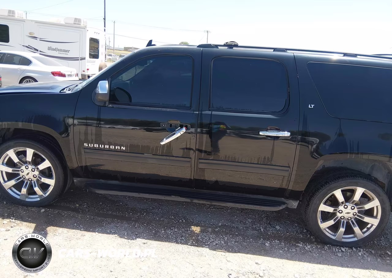 2011 Chevrolet Suburban Lt VIN:1GNSCJE09BR187291 - 14