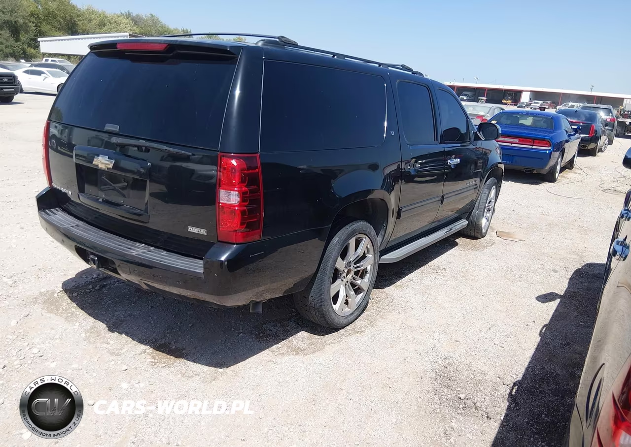 2011 Chevrolet Suburban Lt VIN:1GNSCJE09BR187291 - 4