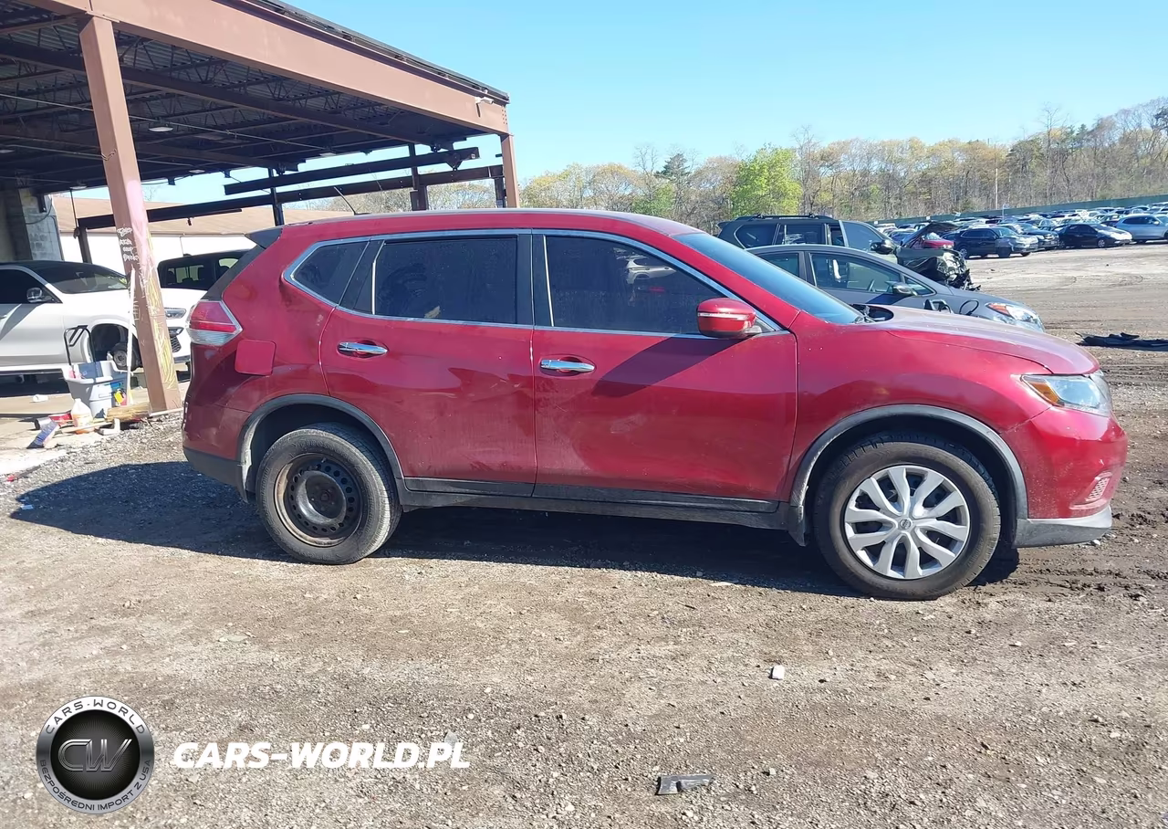 2015 Nissan Rogue S VIN:KNMAT2MV8FP527295 - 13