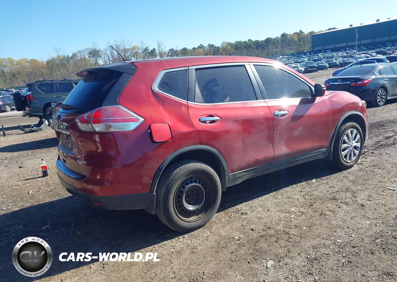 2015 Nissan Rogue S VIN:KNMAT2MV8FP527295 - 4