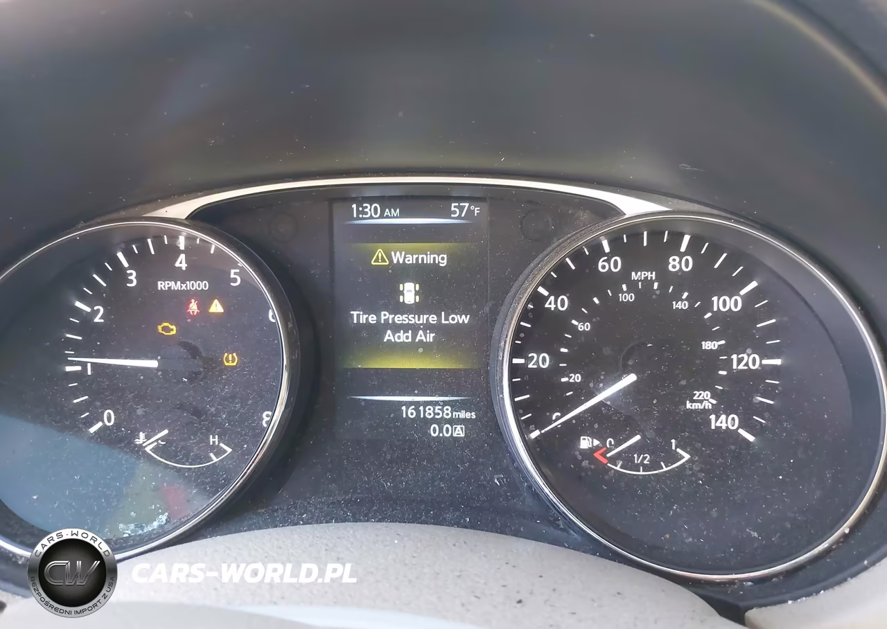 2015 Nissan Rogue S VIN:KNMAT2MV8FP527295 - 7
