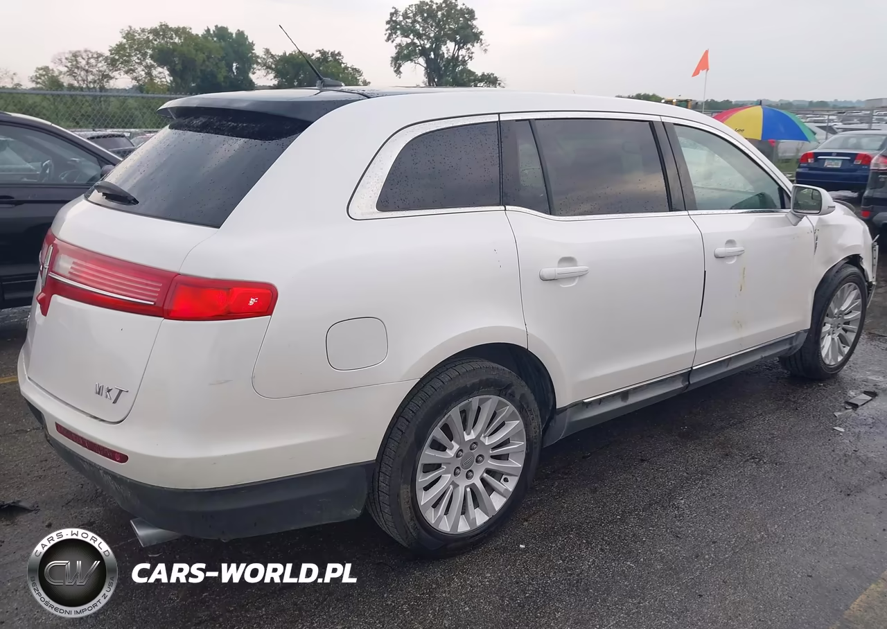 2012 Lincoln Mkt VIN:2LMHJ5FRXCBL50936 - 4