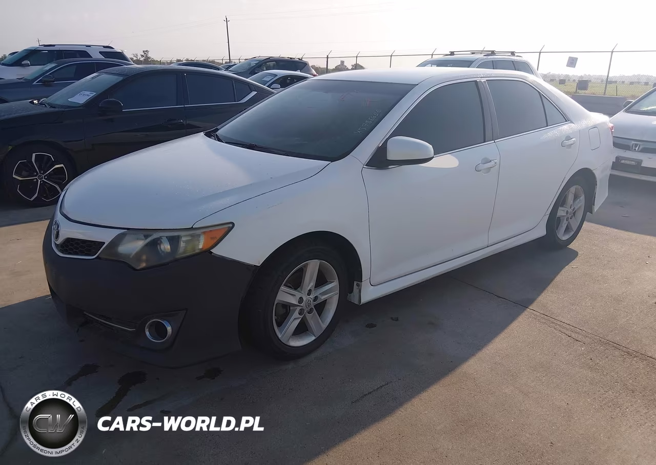 2014 Toyota Camry Se VIN:4T1BF1FK2EU738786 - 2