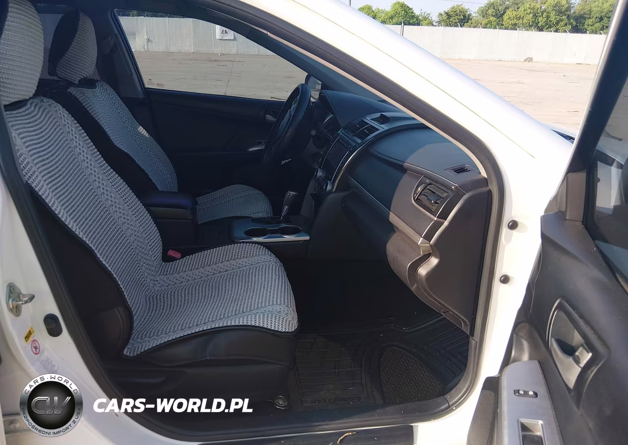 2014 Toyota Camry Se VIN:4T1BF1FK2EU738786 - 5