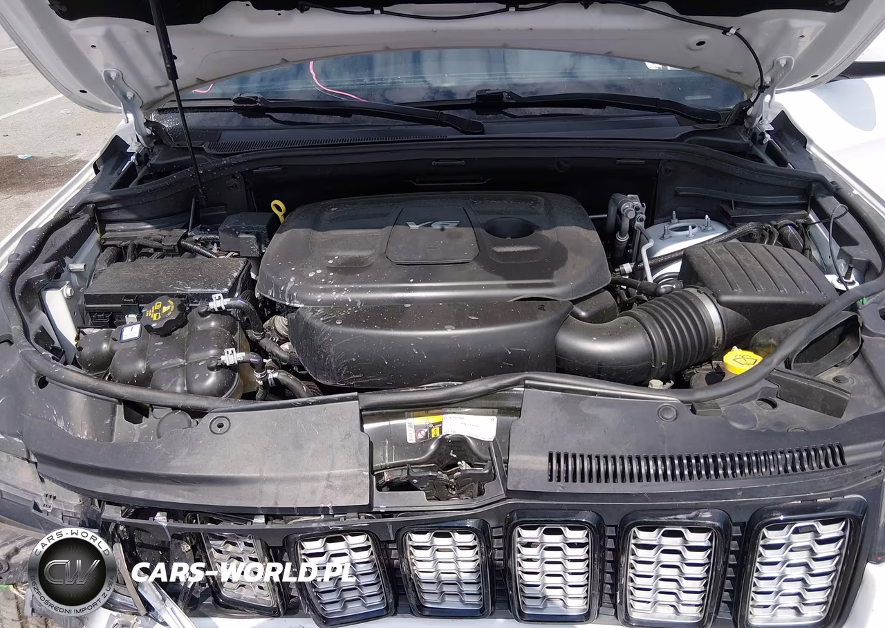 2018 Jeep Grand Cherokee Altitude 4X2 VIN:1C4RJEAG1JC430276 - 10