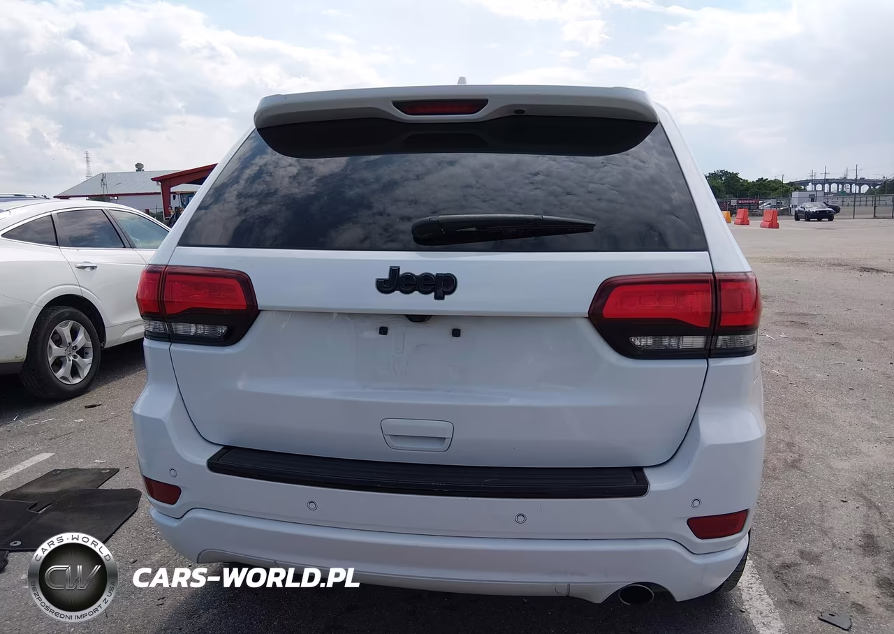 2018 Jeep Grand Cherokee Altitude 4X2 VIN:1C4RJEAG1JC430276 - 16