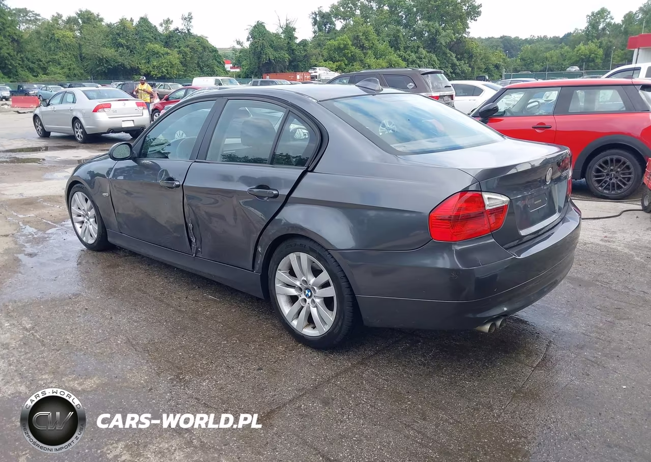 2007 BMW 328I VIN:WBAVA375X7NE26930 - 3
