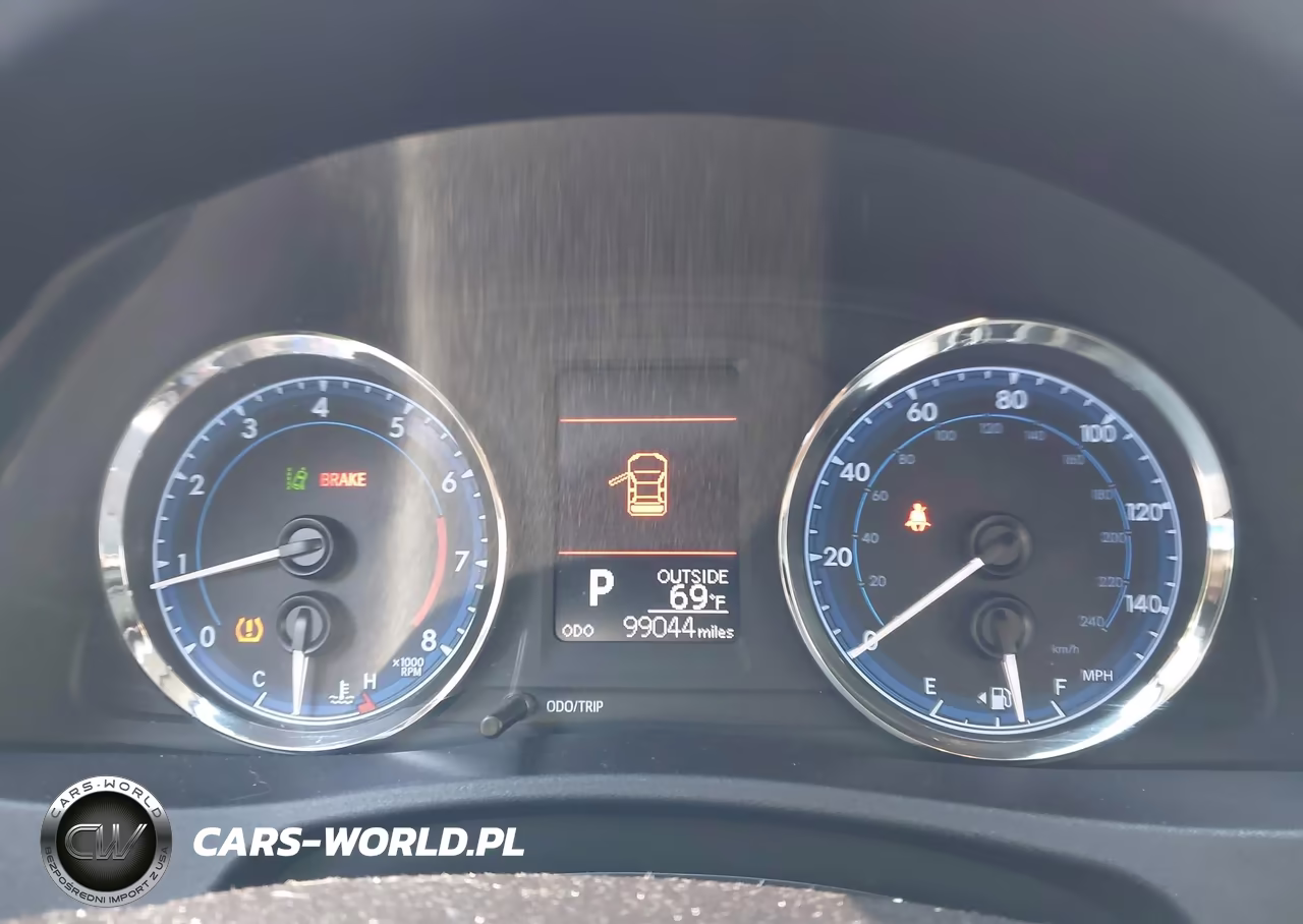 2017 Toyota Corolla Le VIN:2T1BURHE9HC820824 - 7