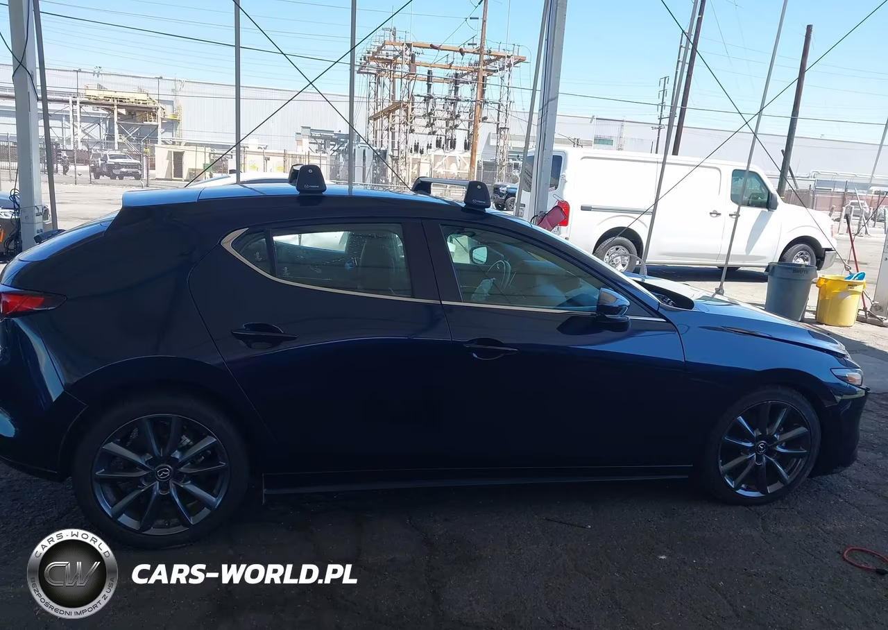 2024 Mazda Mazda3 2.5 S Preferred VIN:JM1BPALM9R1657640 - 13