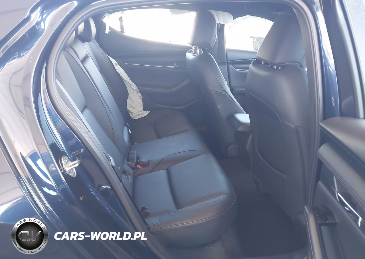 2024 Mazda Mazda3 2.5 S Preferred VIN:JM1BPALM9R1657640 - 8