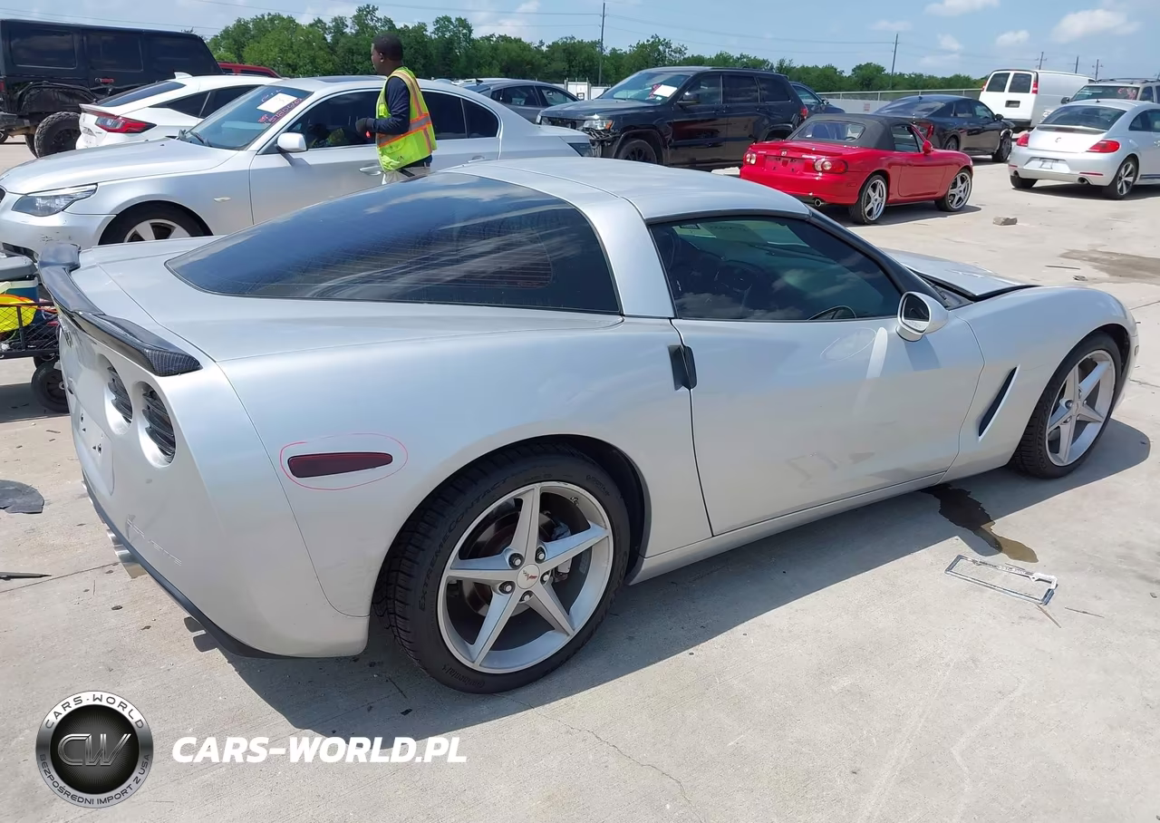2012 Chevrolet Corvette VIN:1G1YE2DW2C5109428 - 4