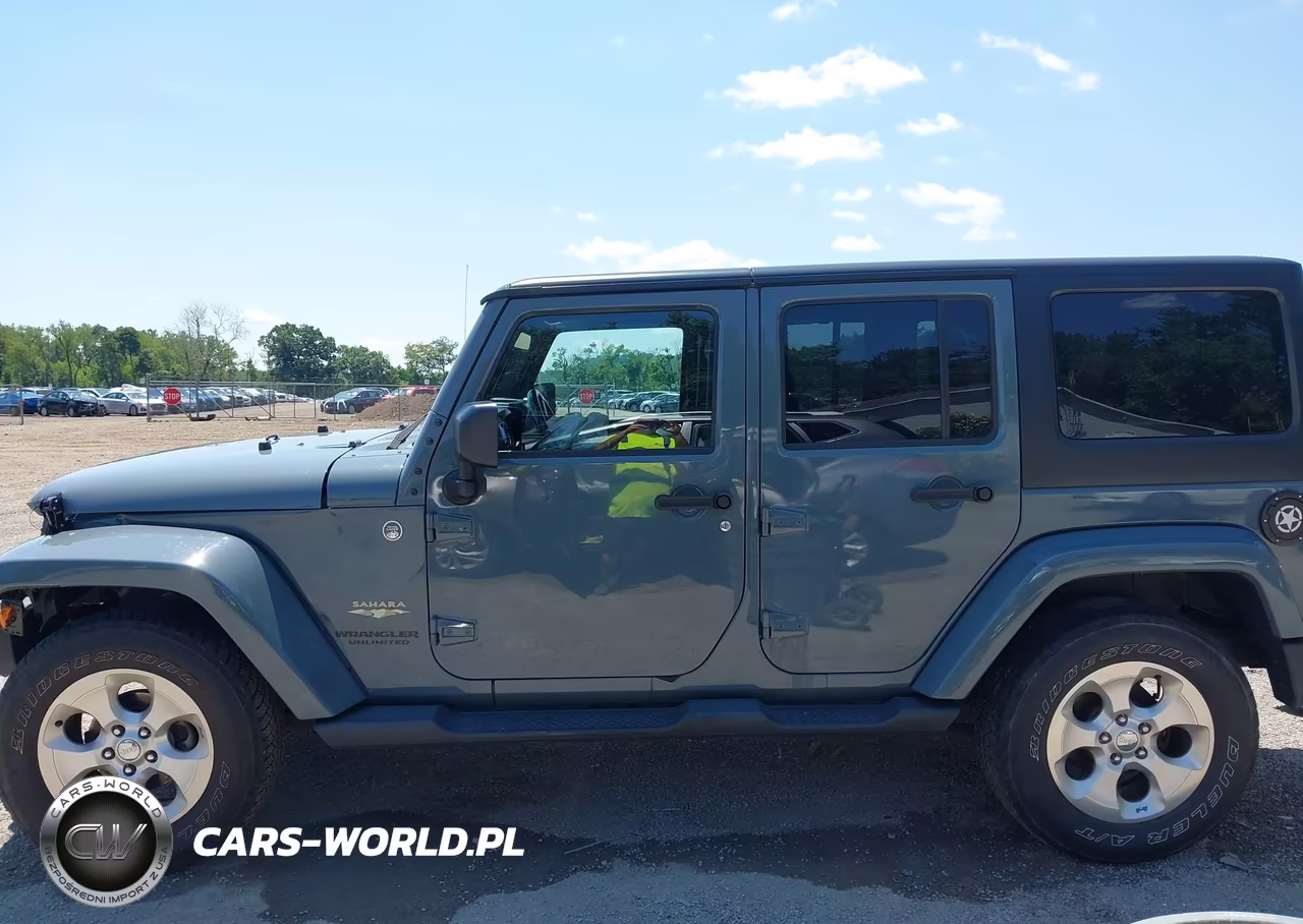 2015 Jeep Wrangler Unlimited Sahara VIN:1C4BJWEGXFL501371 - 15