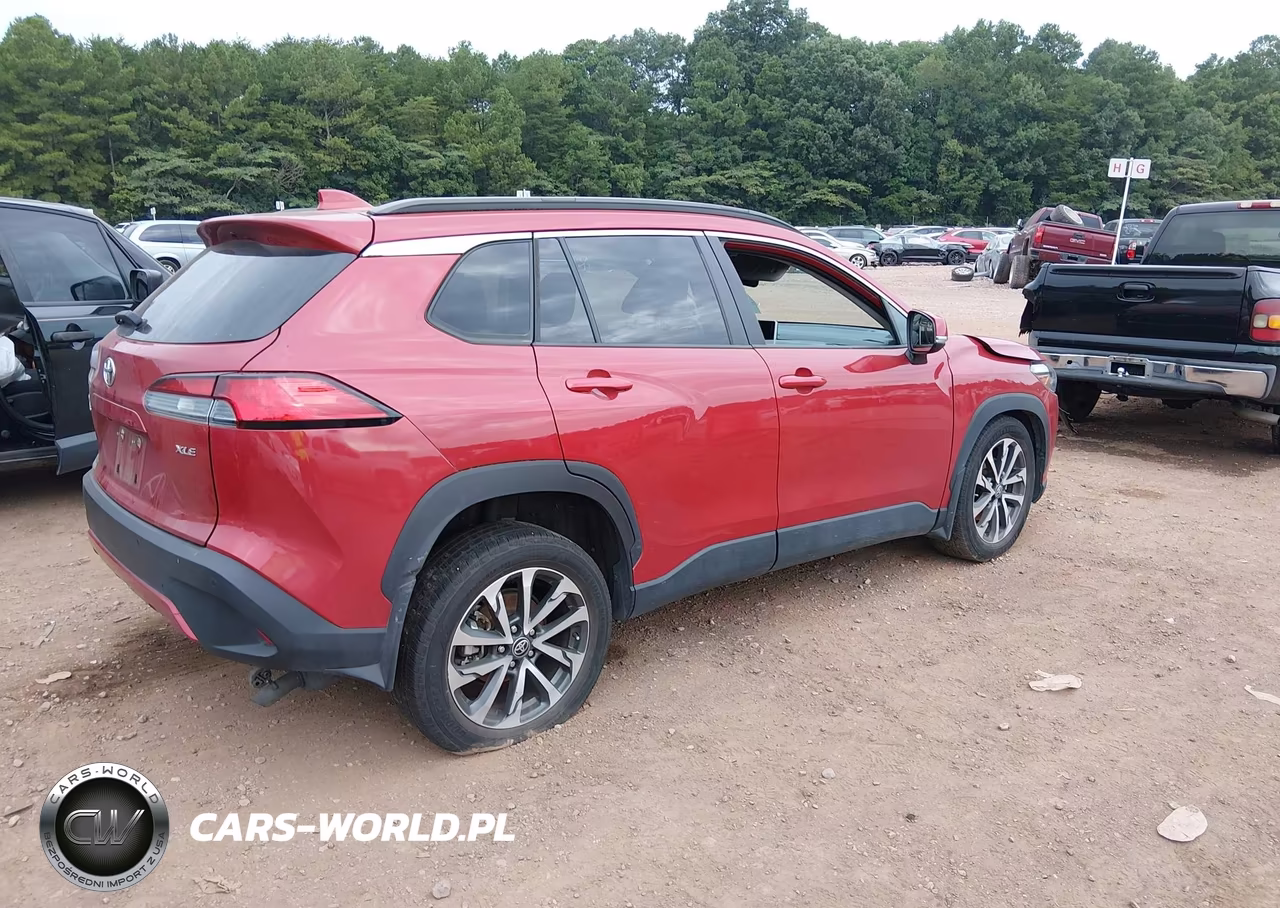 2023 Toyota Corolla Cross Xle VIN:7MUDAAAG4PV066757 - 4