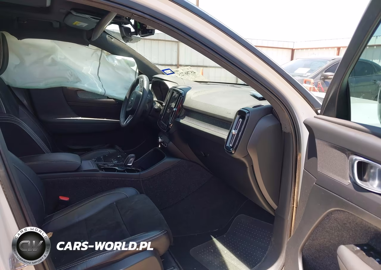 2022 Volvo Xc40 T4 R-Design VIN:YV4AC2HM9N2700221 - 5