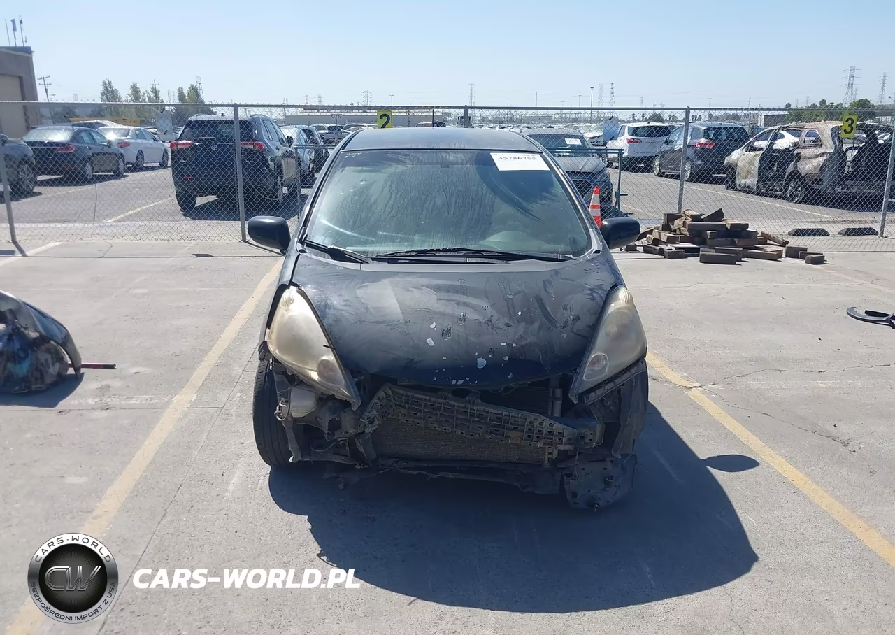 2011 Honda Fit Sport VIN:JHMGE8H58BC003534 - 13