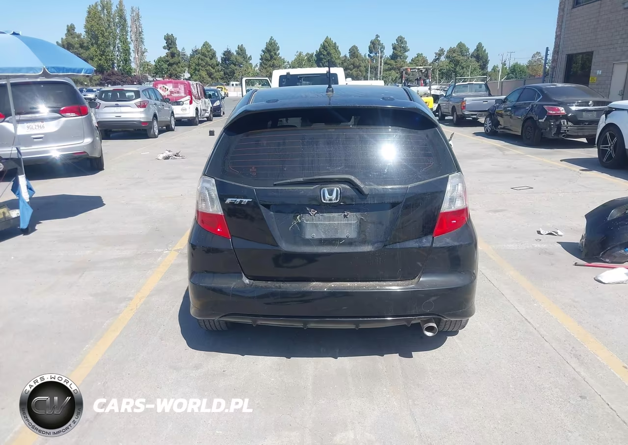 2011 Honda Fit Sport VIN:JHMGE8H58BC003534 - 17