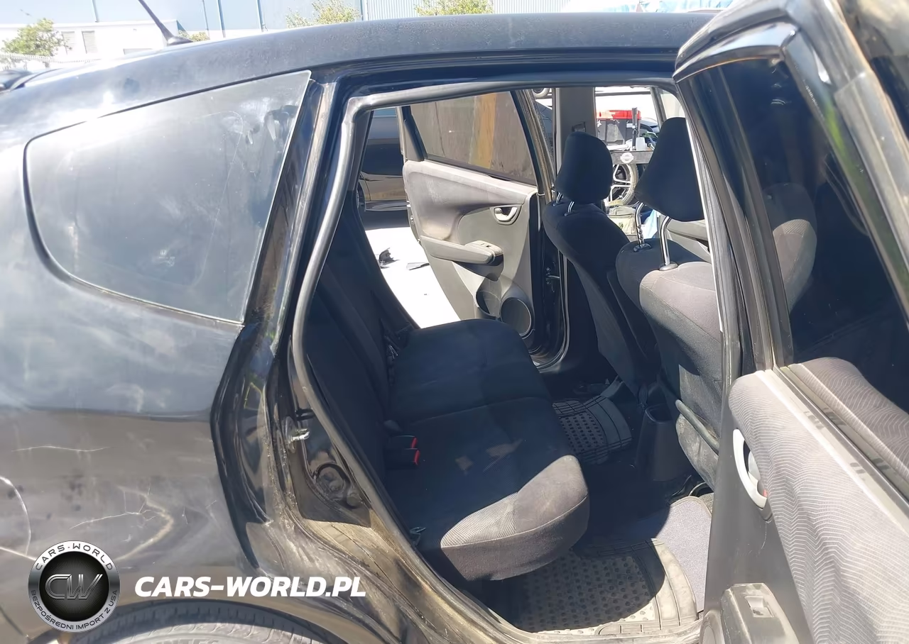 2011 Honda Fit Sport VIN:JHMGE8H58BC003534 - 8