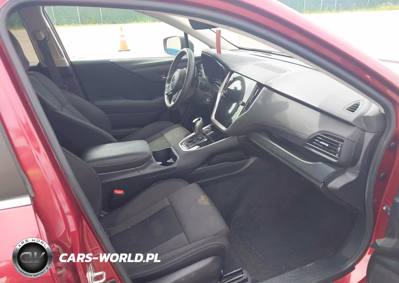 2020 Subaru Outback Premium VIN:4S4BTACC3L3205130 - 5