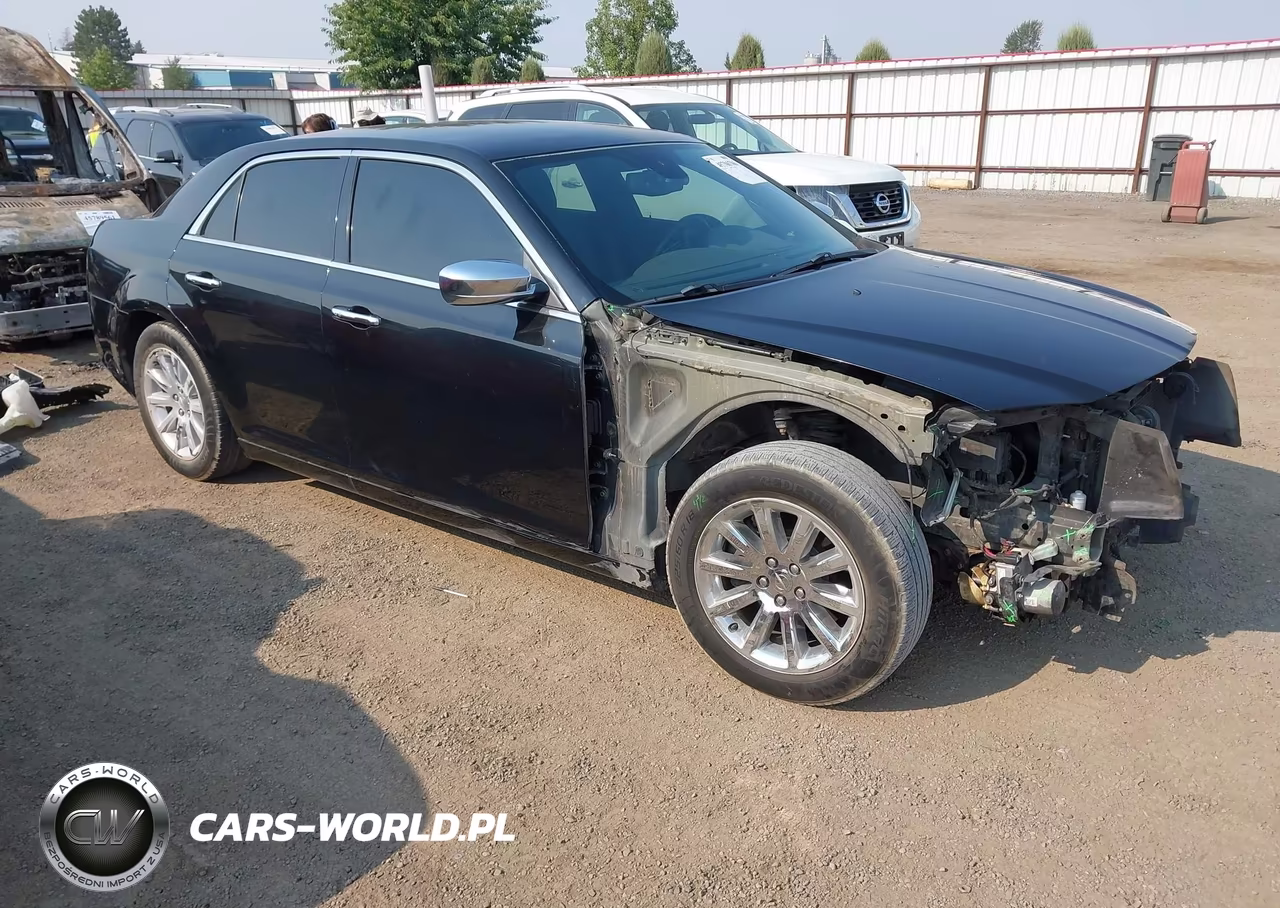 2012 Chrysler 300C – zdjęcie 1 z 15