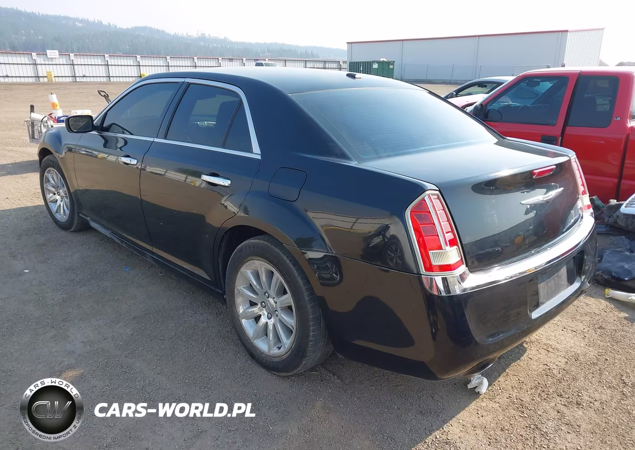 2012 Chrysler 300C VIN:2C3CCAETXCH264845 - 3