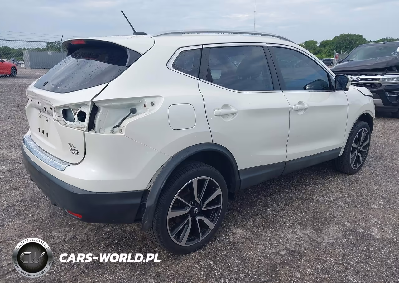 2018 Nissan Rogue Sport Sl VIN:JN1BJ1CP2JW151413 - 4