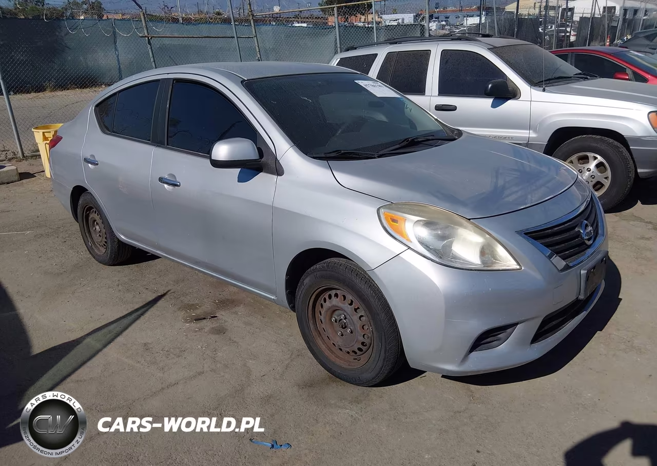 2012 Nissan Versa 1.6 Sv