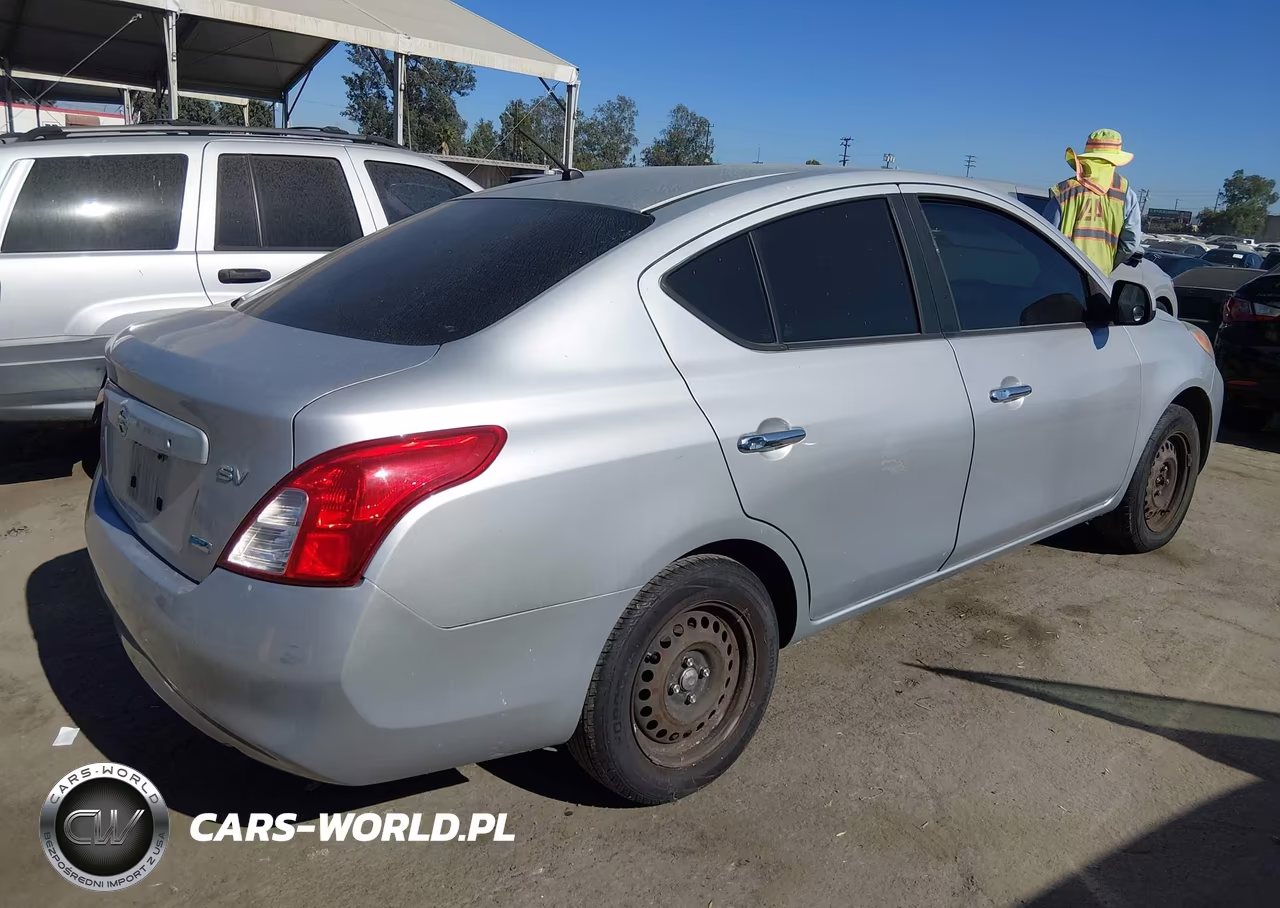 2012 Nissan Versa 1.6 Sv VIN:3N1CN7AP4CL826377 - 4