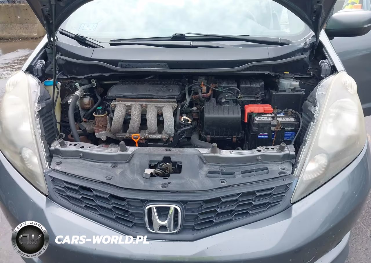 2012 Honda Fit Sport VIN:JHMGE8H51CC022752 - 10