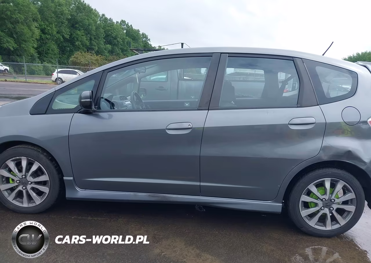 2012 Honda Fit Sport VIN:JHMGE8H51CC022752 - 14