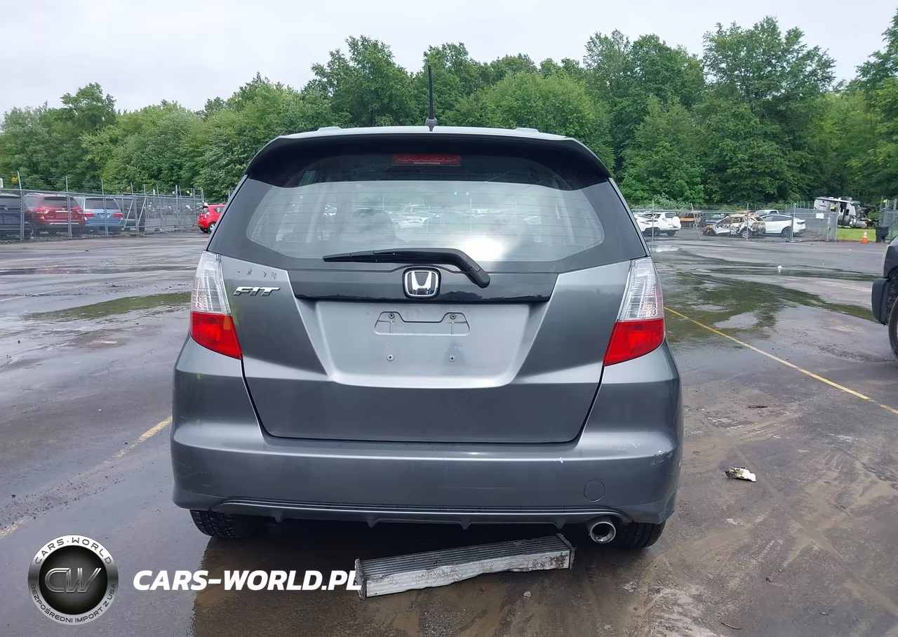 2012 Honda Fit Sport VIN:JHMGE8H51CC022752 - 16