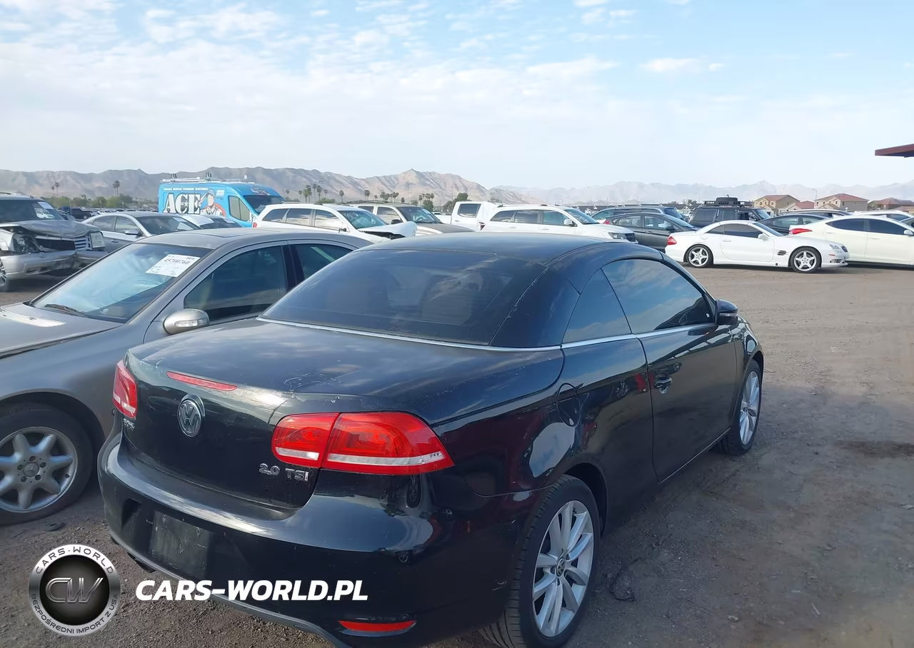 2012 Volkswagen Eos Komfort VIN:WVWBW7AHXCV001832 - 4