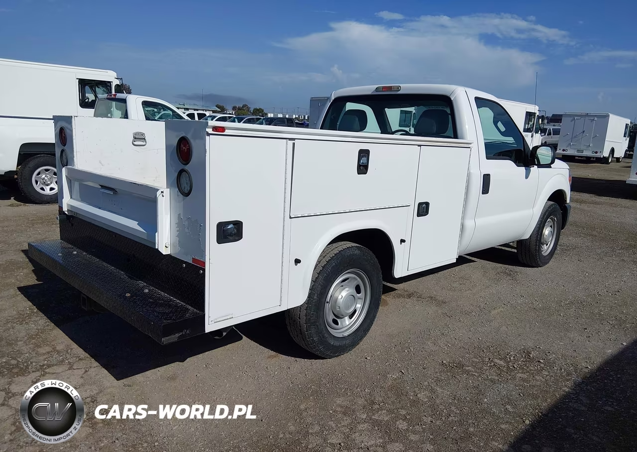 2016 Ford F-250 Xl VIN:1FDBF2A62GED31144 - 4