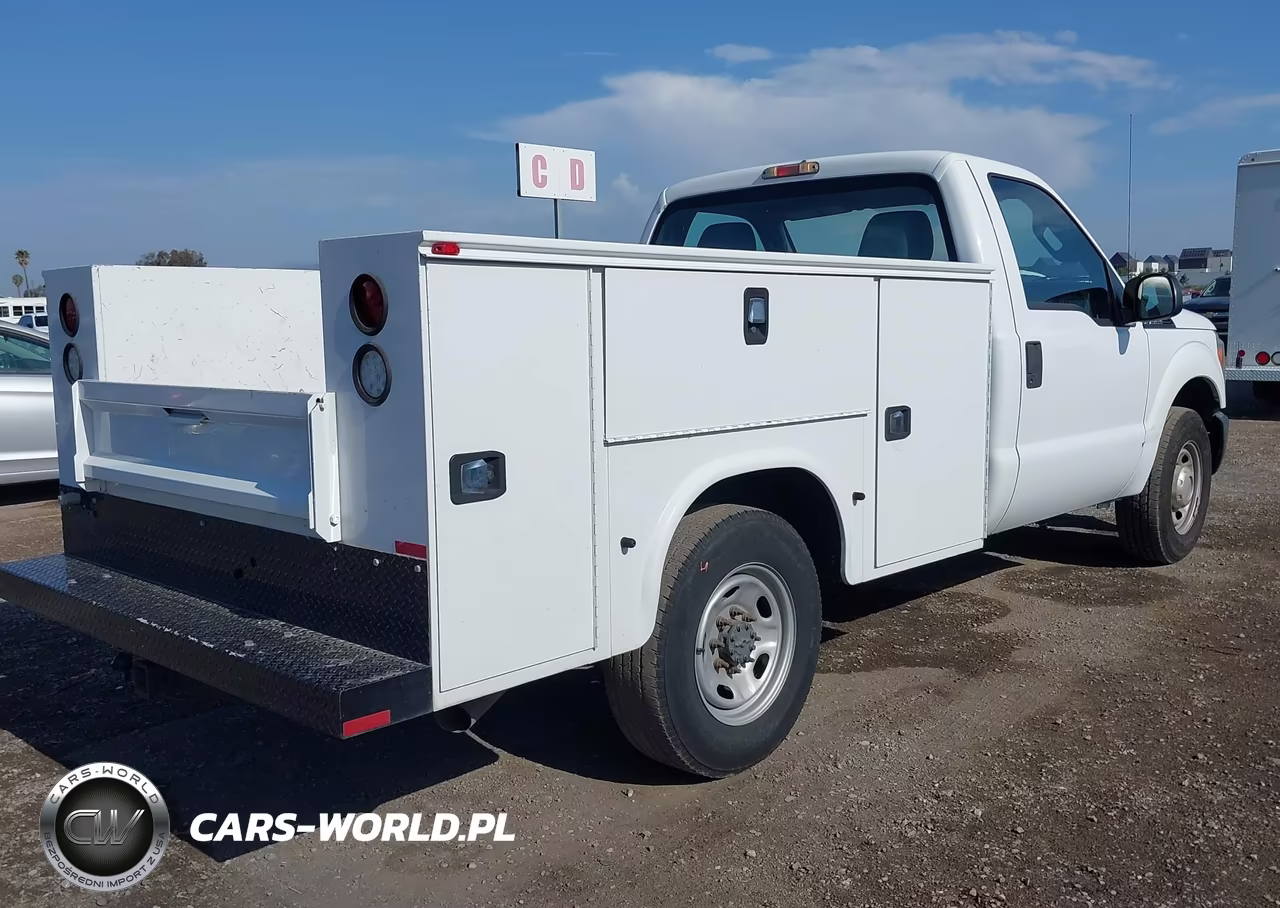 2016 Ford F-250 Xl VIN:1FDBF2A68GED31133 - 4